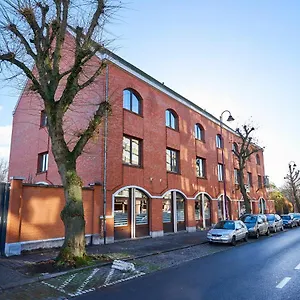 欧洲世代青年旅舍 Sint-Jans-Molenbeek